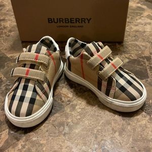 Burberry Straps Check Sneakers